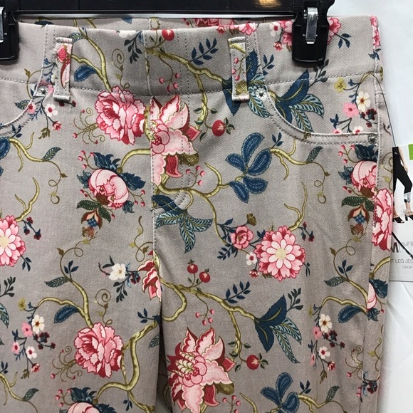 MIXIT Womens Tan Floral Slit Leg Stretch Crop Pants Jeggings Size Medium - Picture 4 of 11